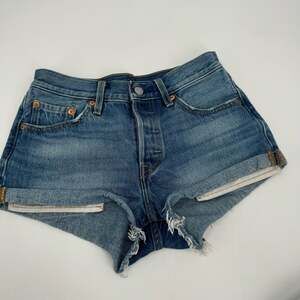 Levis 501 distressed cut off shorts